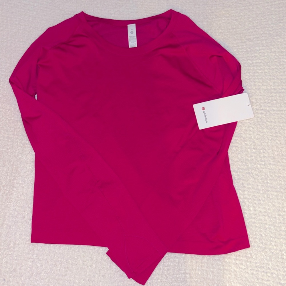 NWT Lululemon Swiftly Tech Long Sleeve Waist Length Top in Calypso Pink